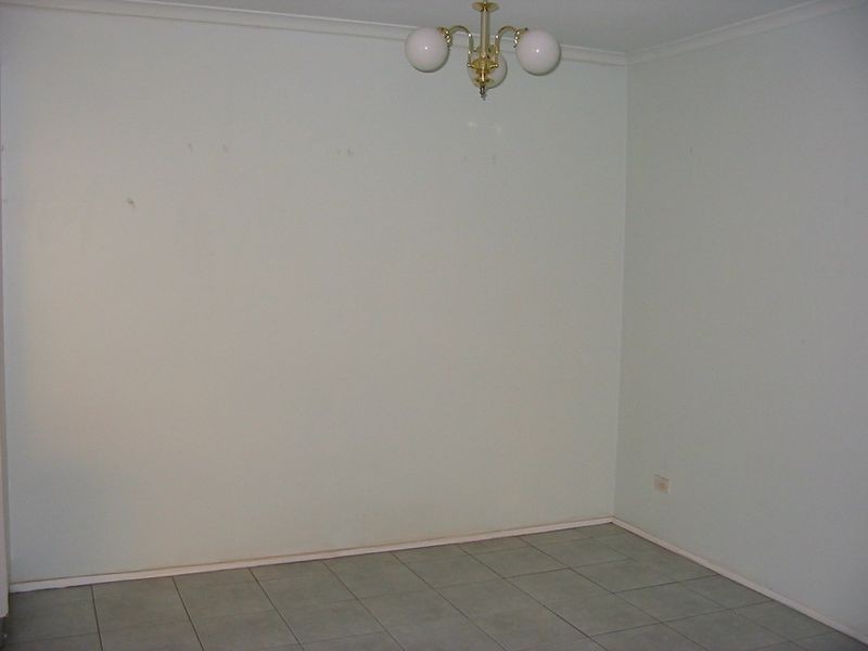 1/216 Olsen Avenue, Labrador QLD 4215