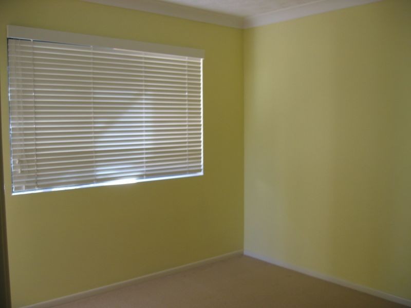 1/31 Middle Street, Labrador QLD 4215