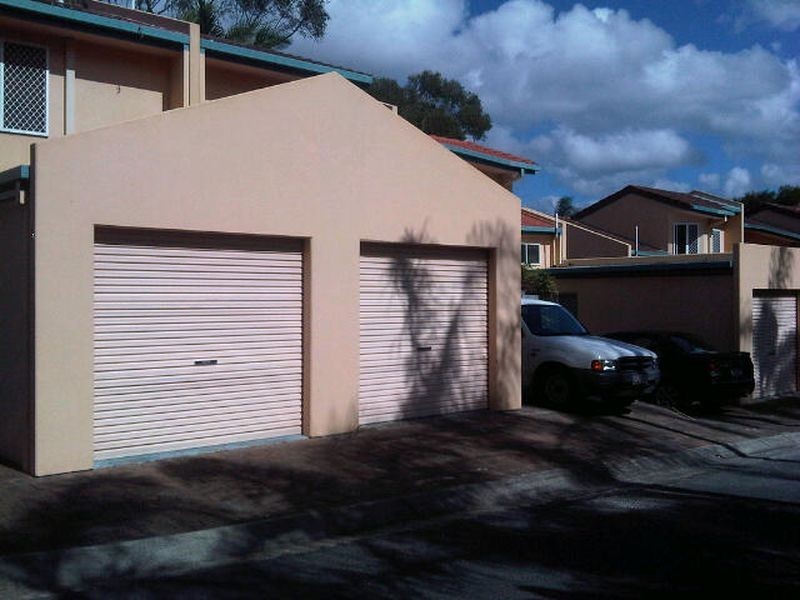 Labrador QLD 4215