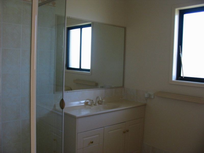 1 Little Hampton Court, Arundel QLD 4214