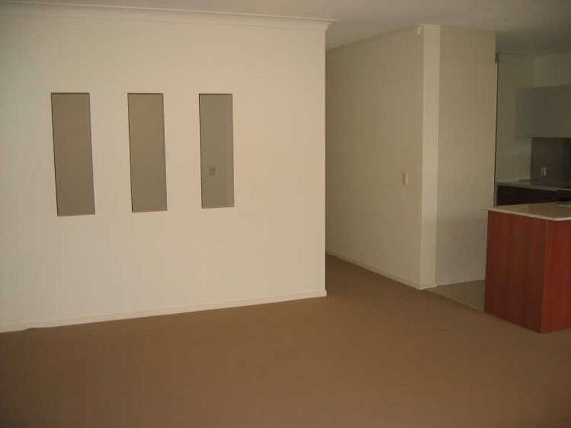 29/13 Bright Avenue, Labrador QLD 4215