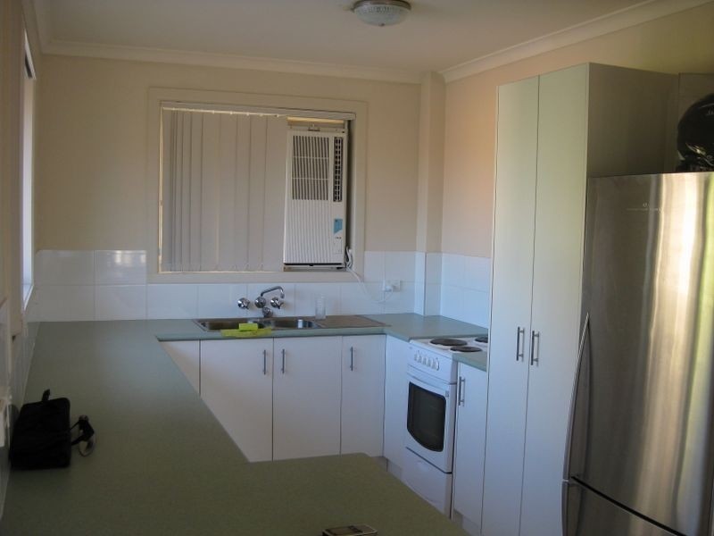 8/33 Middle Street, Labrador QLD 4215