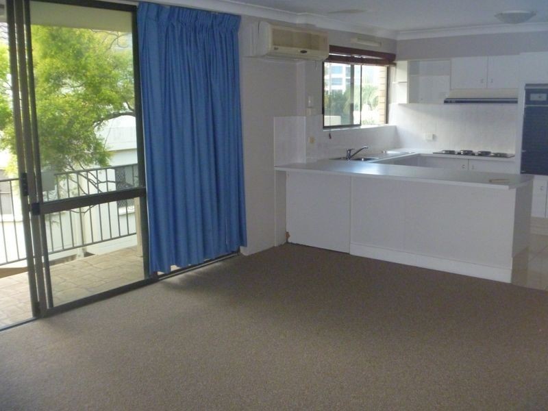 7/16 Brighton Street, Biggera Waters QLD 4216