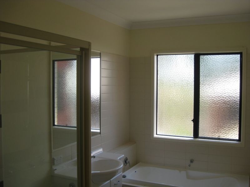 7/170 Whiting Street, Labrador QLD 4215