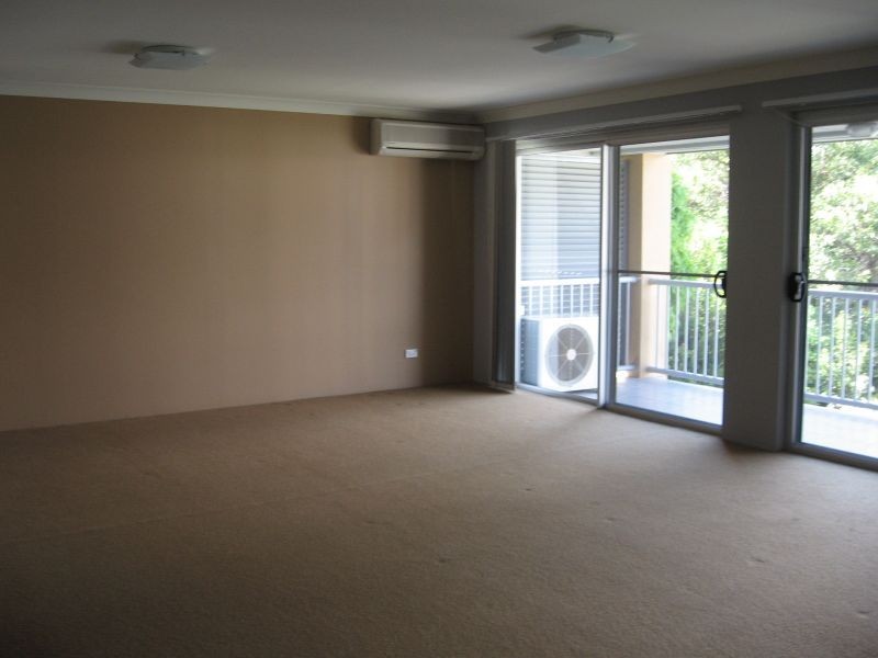 4/22 Oleander Avenue, Biggera Waters QLD 4216