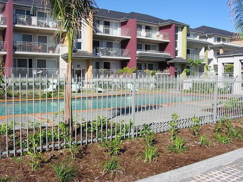 4/22 Oleander Avenue, Biggera Waters QLD 4216