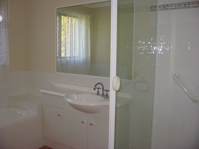 1/37 Harley Street, Labrador QLD 4215