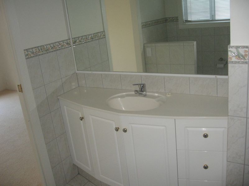 37 Tranquility Circuit, Hope Island QLD 4212