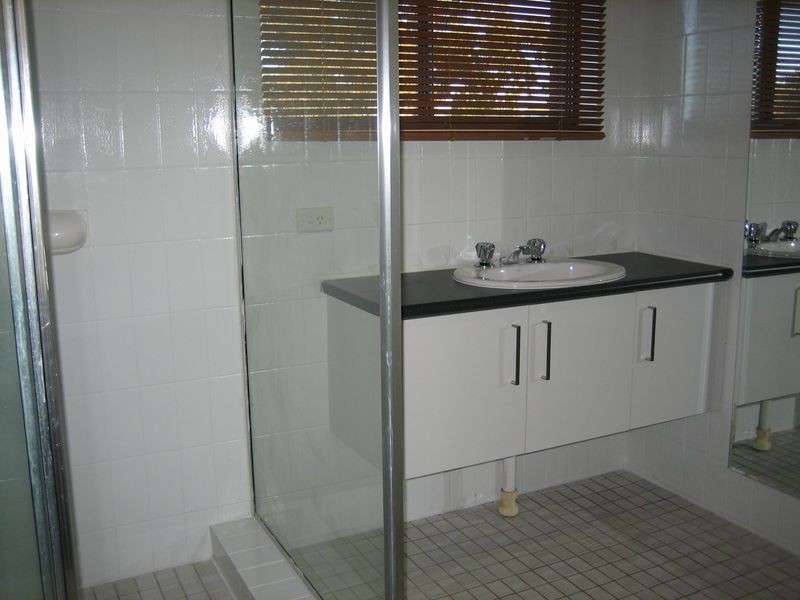 16/249 Bayview Street, Hollywell QLD 4216