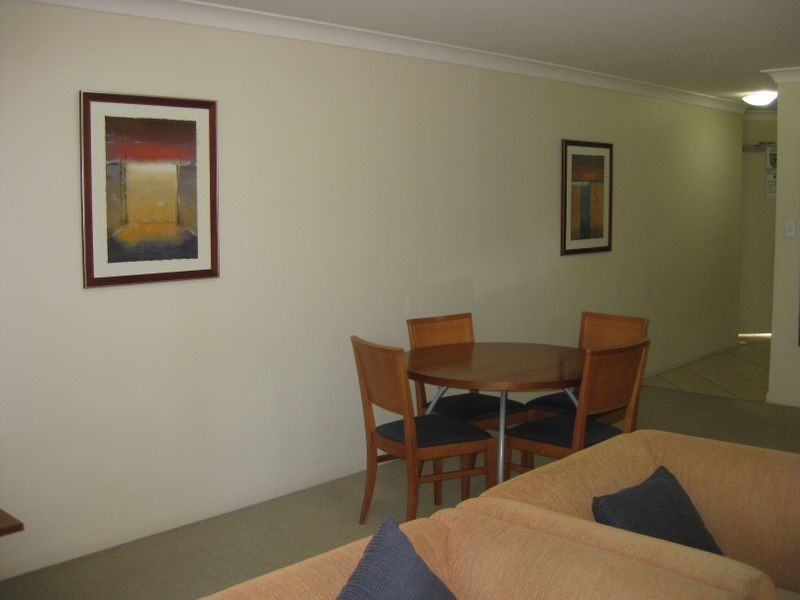 120/392 Marine Parade, Labrador QLD 4215