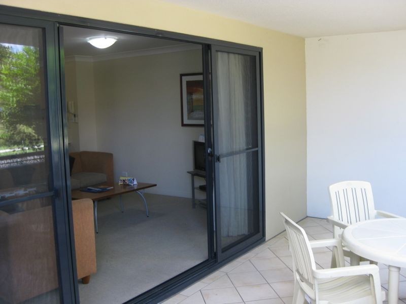 120/392 Marine Parade, Labrador QLD 4215