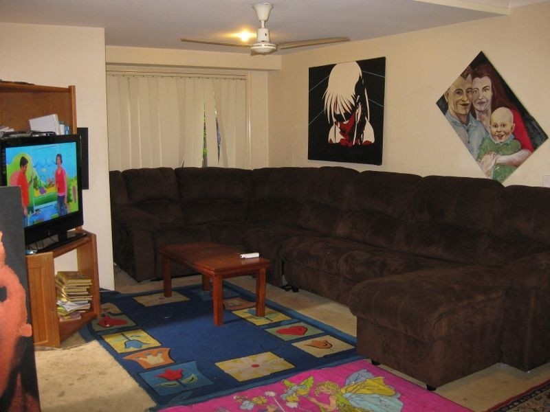 2/142 Frank Street, Labrador QLD 4215