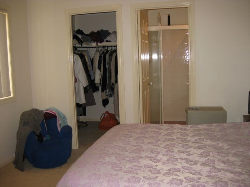 2/142 Frank Street, Labrador QLD 4215