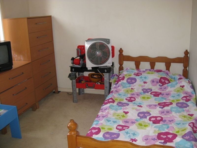 2/142 Frank Street, Labrador QLD 4215