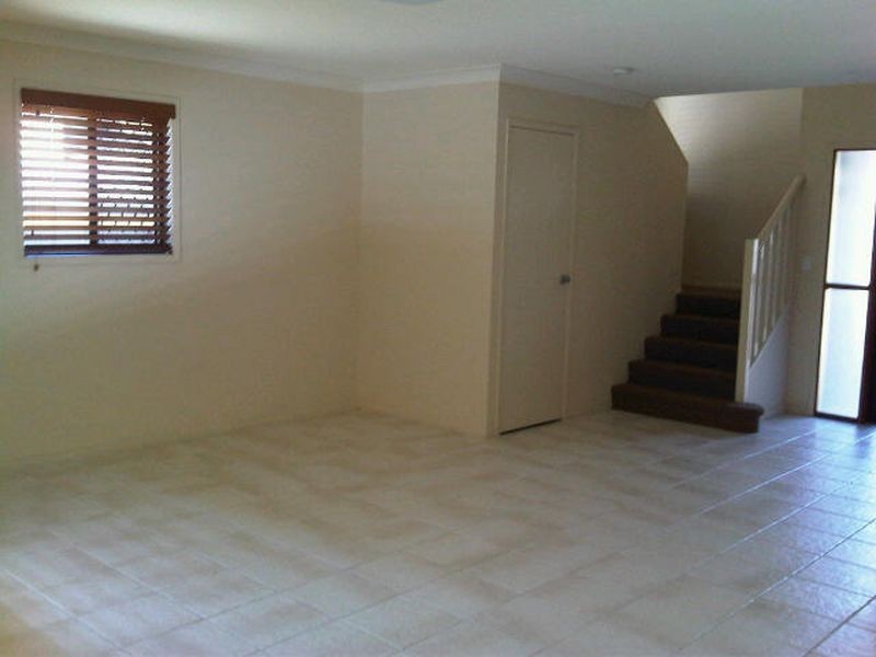 3/86 Imperial Parade, Labrador QLD 4215