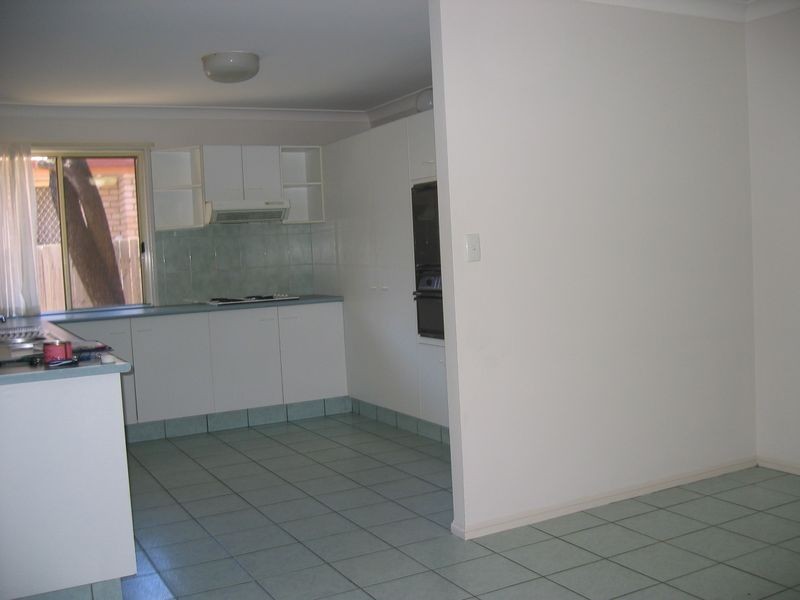5 Arnold Palmer Drive, Parkwood QLD 4214