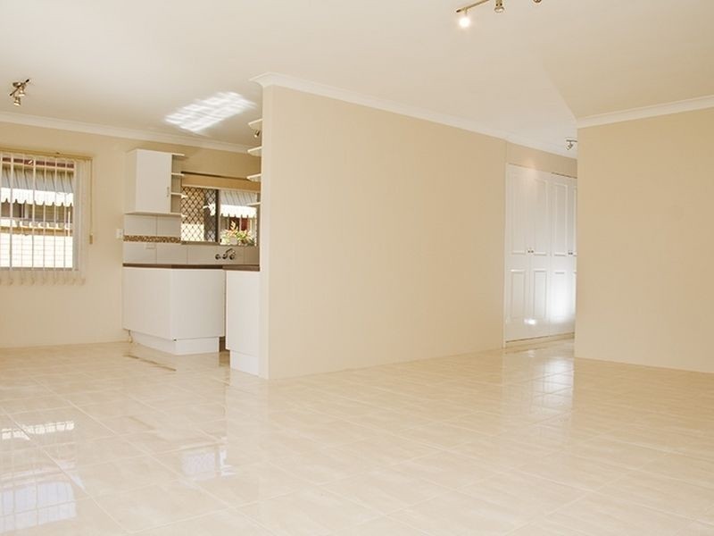 10 Goorawin Street, Runaway Bay QLD 4216