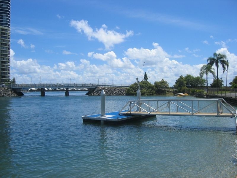 1/3 Vernia Place, Biggera Waters QLD 4216