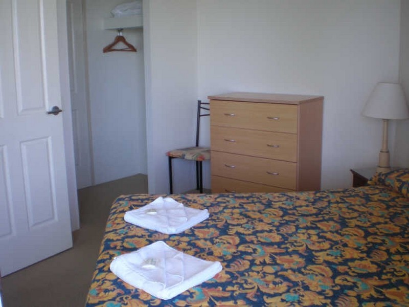 602/182 Marine Parade, Labrador QLD 4215