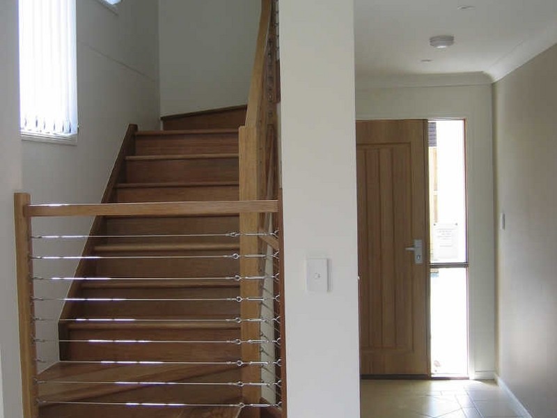 2/100 Imperial Parade, Labrador QLD 4215