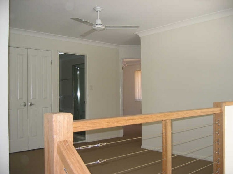 2/100 Imperial Parade, Labrador QLD 4215