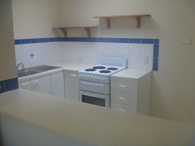 5/272 Marine Parade, Labrador QLD 4215