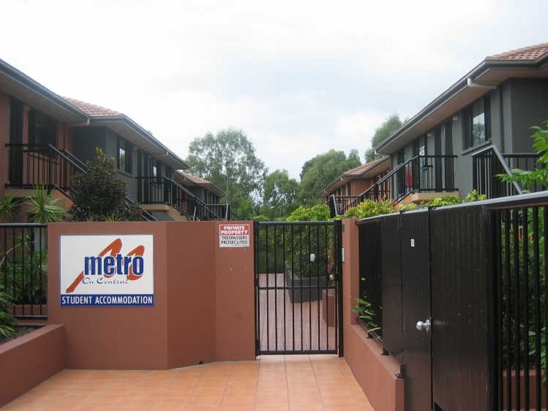 14/7 Brown Street, Labrador QLD 4215