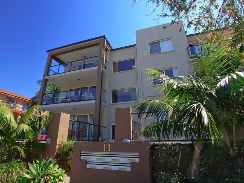 1/11 Clark Street, Biggera Waters QLD 4216