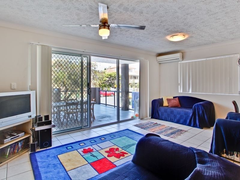 1/11 Clark Street, Biggera Waters QLD 4216