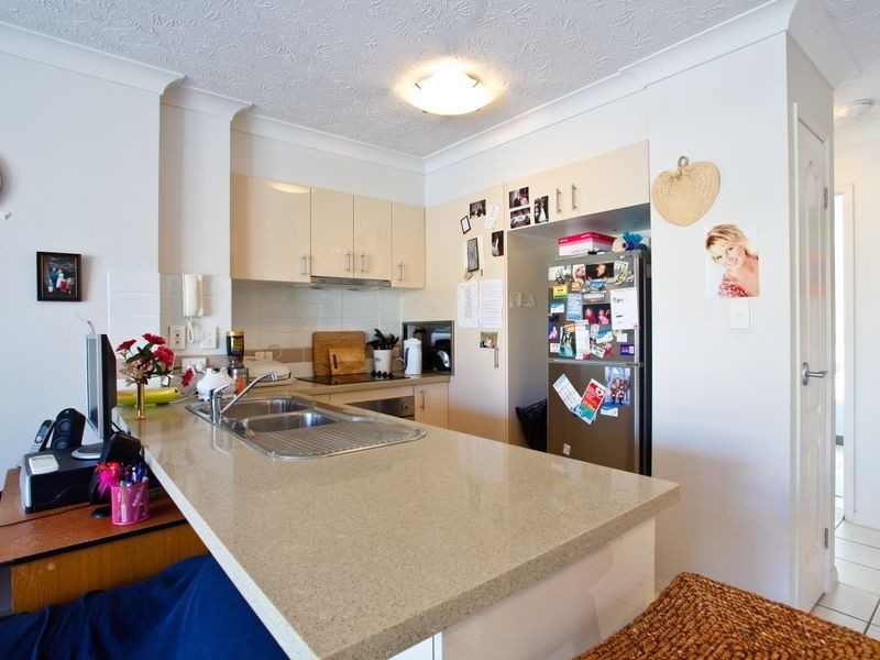 1/11 Clark Street, Biggera Waters QLD 4216