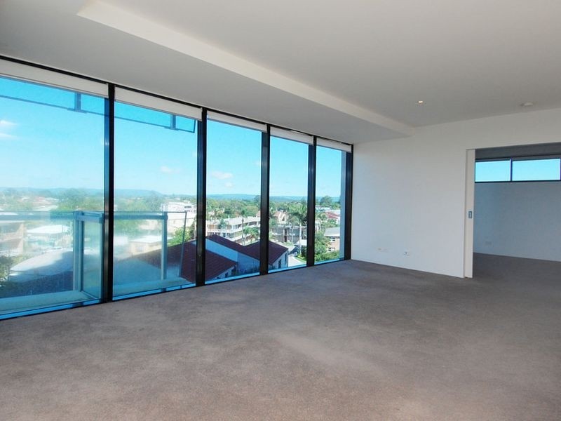 505/230 Marine Parade, Labrador QLD 4215