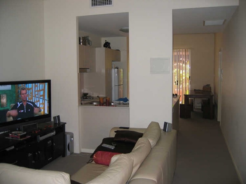 5/6-10 Rose Court, Southport QLD 4215