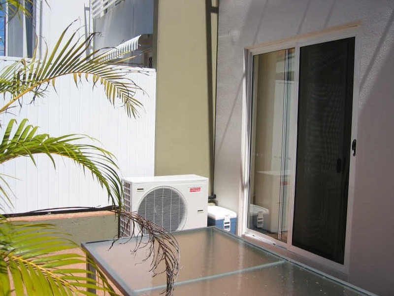 5/6-10 Rose Court, Southport QLD 4215