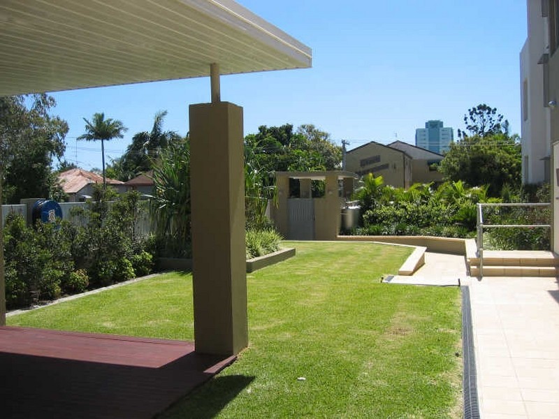 5/6-10 Rose Court, Southport QLD 4215