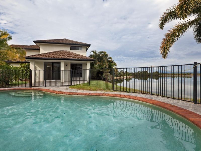 1 Serenity Boulevard, Helensvale QLD 4212