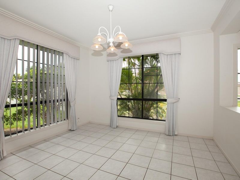 1 Serenity Boulevard, Helensvale QLD 4212