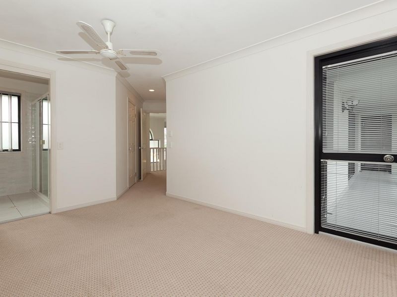 1 Serenity Boulevard, Helensvale QLD 4212