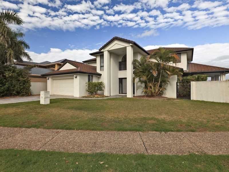 1 Serenity Boulevard, Helensvale QLD 4212