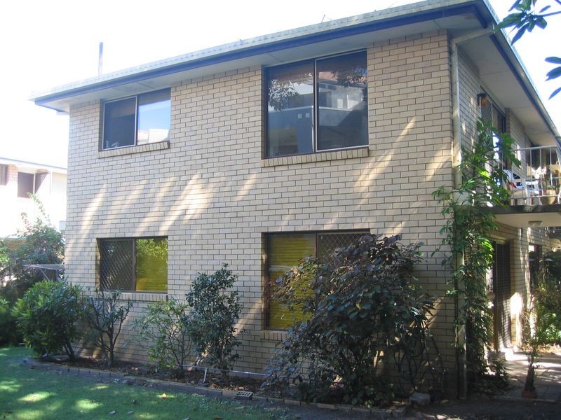 2/29 Bath Street, Labrador QLD 4215