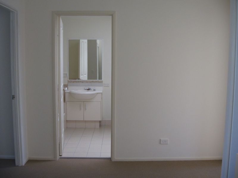 9/36 Broad Street, Labrador QLD 4215