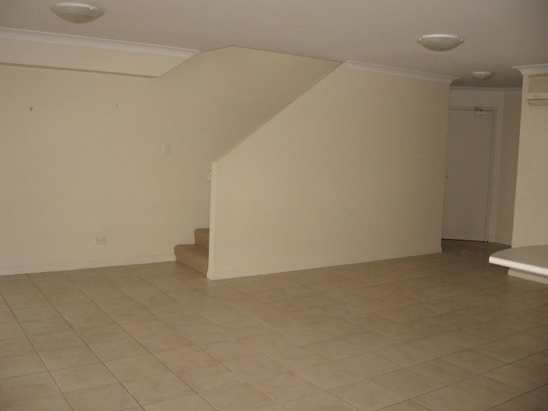 Labrador QLD 4215