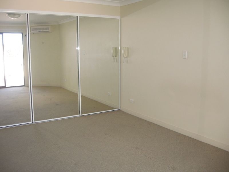 Labrador QLD 4215