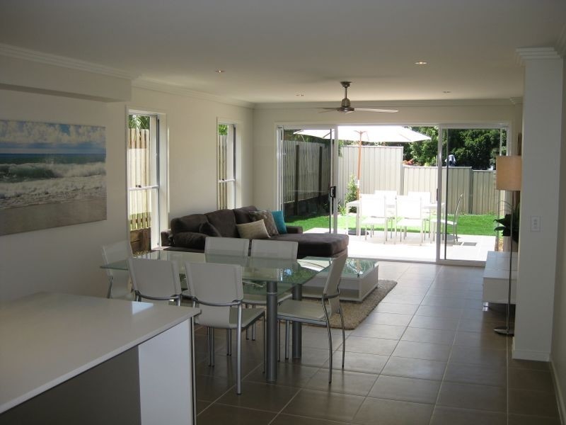 Labrador QLD 4215
