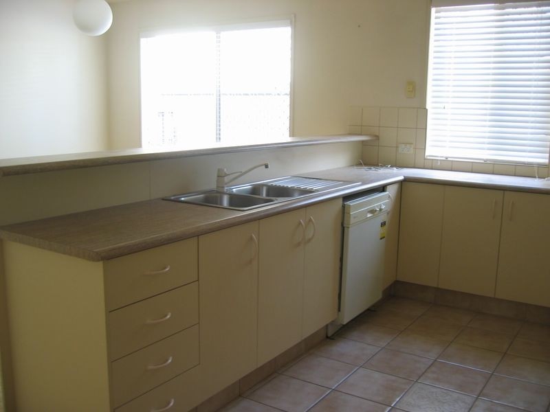 2/48 Parr Street, Biggera Waters QLD 4216