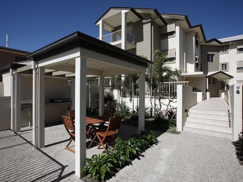 14/13D Wyndham Avenue, Southport QLD 4215