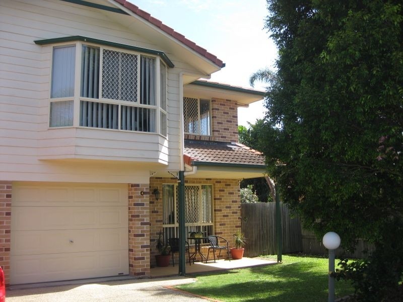 4/32 Broad Street, Labrador QLD 4215