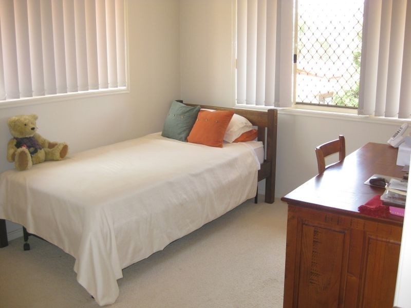 4/32 Broad Street, Labrador QLD 4215