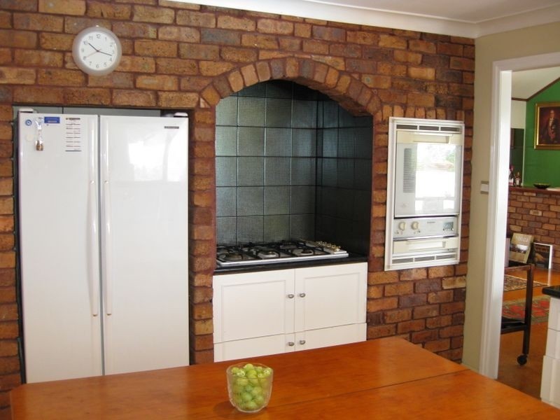 19 Currumburra Road, Ashmore QLD 4214