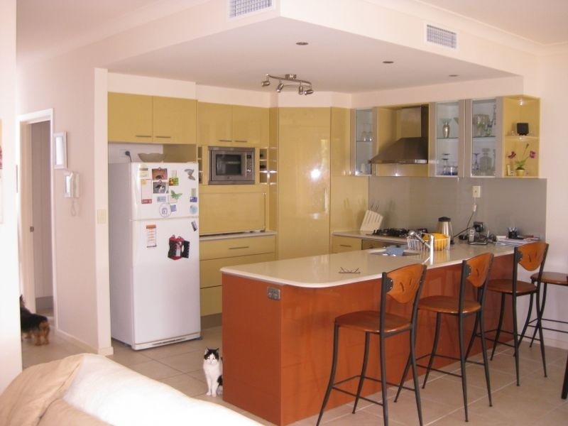 1/15 Ray Street, Runaway Bay QLD 4216