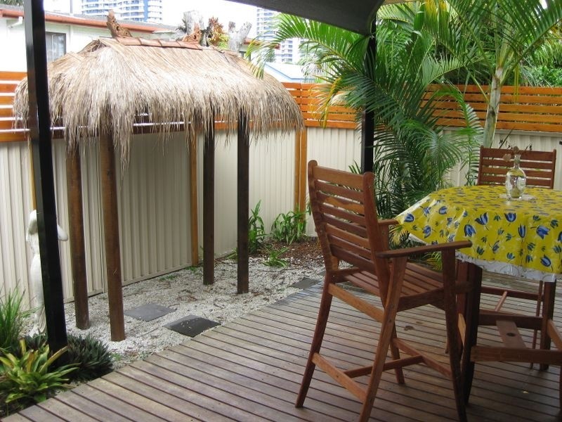 1/15 Ray Street, Runaway Bay QLD 4216